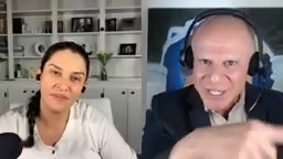 Rosabel-Unscripted-Podcast-CX-guest-Richard-Blank-Costa-Ricas-Call-Center.jpg